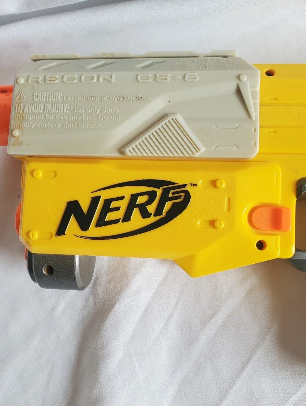 Nerf Vtg 2007 Recon CS-6 Yellow and Black Pump-Action Foam Blaster C-044A Hasbro